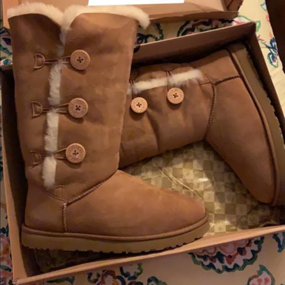 UGG Boots - Picture 1 of 1